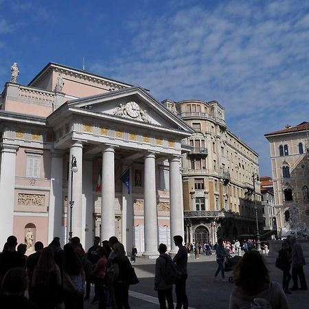 Unica Nel Cuore Storico Di Trieste Bagian luar foto